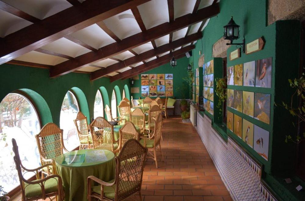 Hospedium Hostal Almanzor Navarredonda de Gredos Buitenkant foto